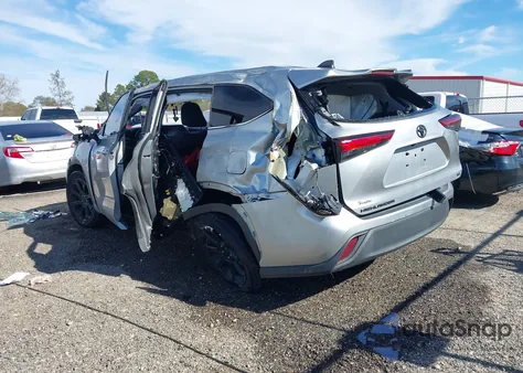 2022 Toyota Highlander Le z USA, uszkodzony, nr VIN 5TDZZRAH1NS125261